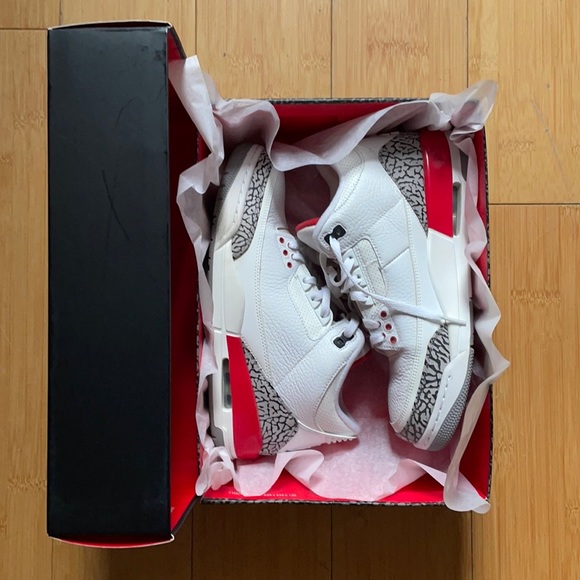 NIKE AIR JORDAN 3 HALL OF FAME LIMITED EDITION SNEAKERS ***COLLECTOR’S ITEM - Picture 5 of 8